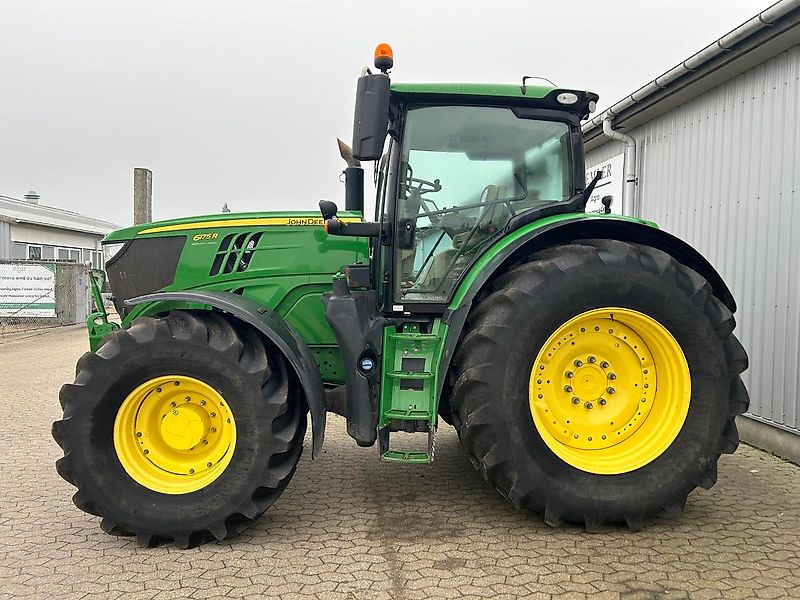 John Deere 6175R