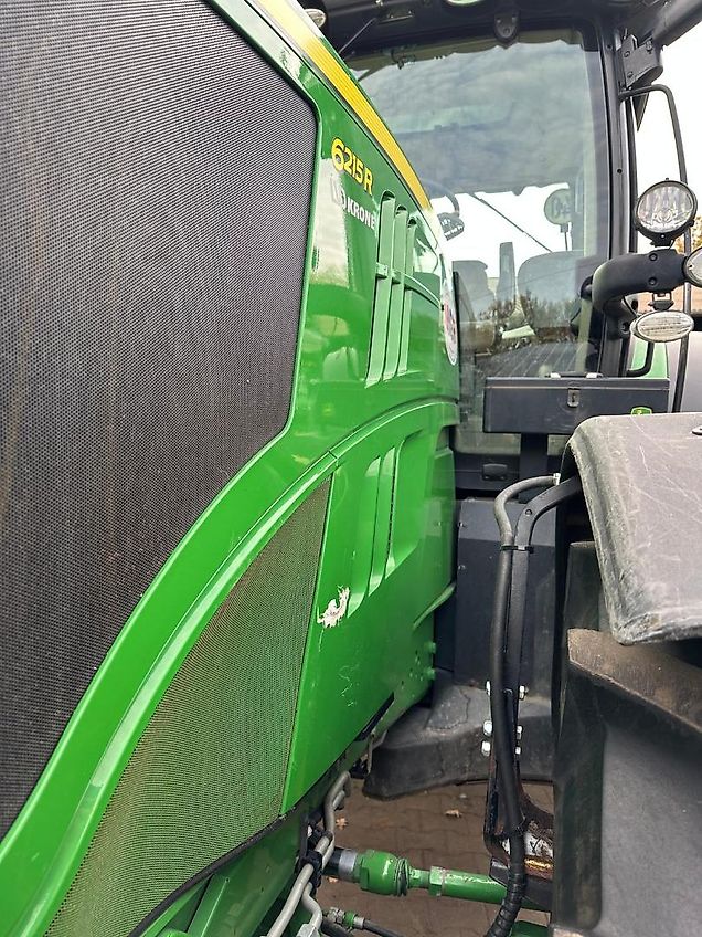 John Deere 6215 R mit GPS RTK