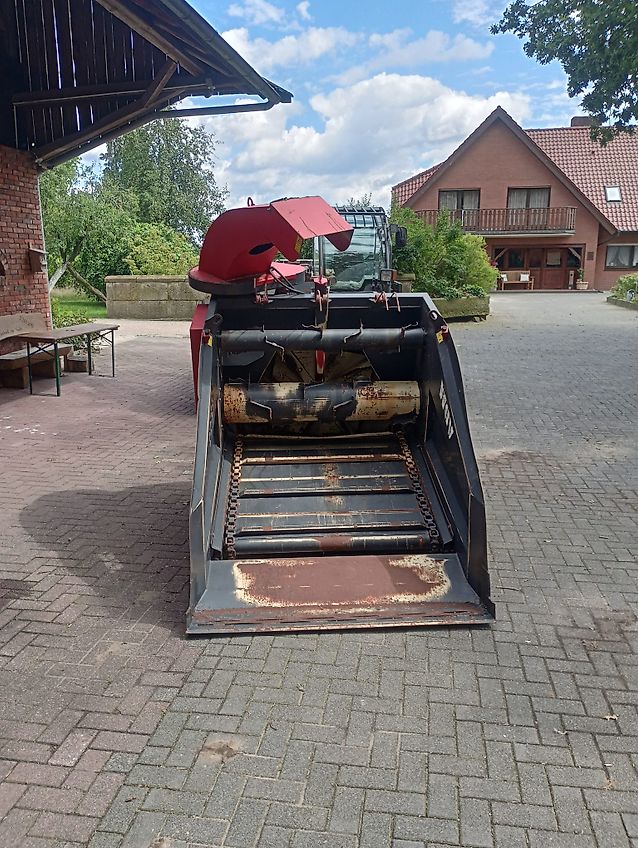 VDMJ Hersteller VDW Schmihing Bedding Master Profi Strohhäcksler:Der Bettenmacher für Tierwohl Frontladerstrohhäcksler Radladerhäcksler für Stroh Hofladerstrohhäcklser Einstreuhäcksler Gebläseinstreuhäcksler