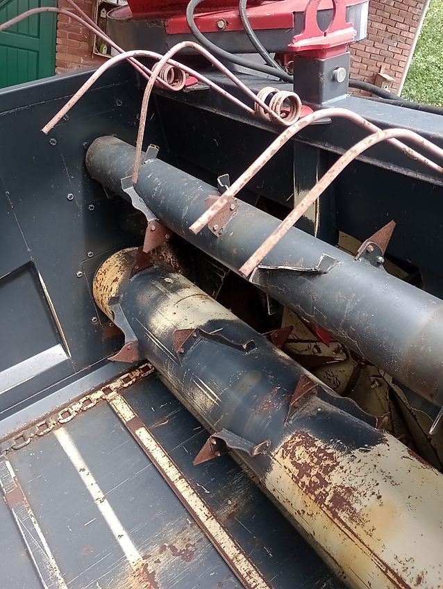 VDMJ Hersteller VDW Schmihing Bedding Master Profi Strohhäcksler:Der Bettenmacher für Tierwohl Frontladerstrohhäcksler Radladerhäcksler für Stroh Hofladerstrohhäcklser Einstreuhäcksler Gebläseinstreuhäcksler