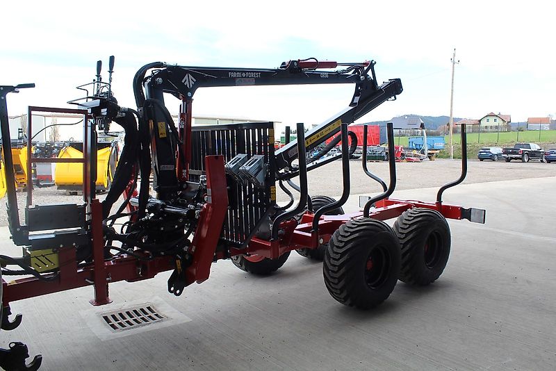 Farmi Rückewagen 9 to.-6,30m Kran