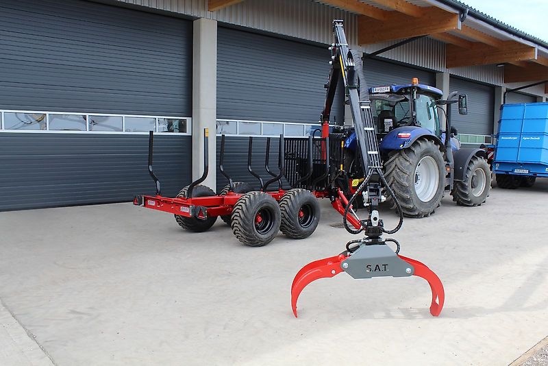 Farmi Rückewagen 9 to.-6,30m Kran