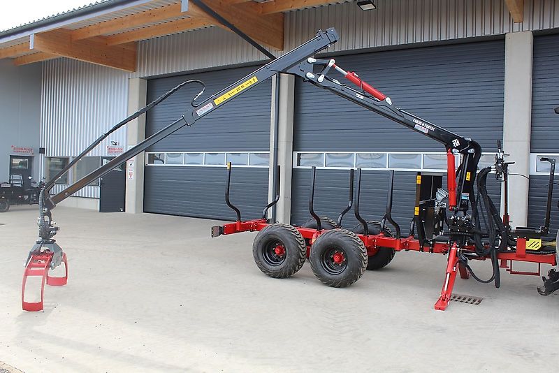 Farmi Rückewagen 9 to.-6,30m Kran