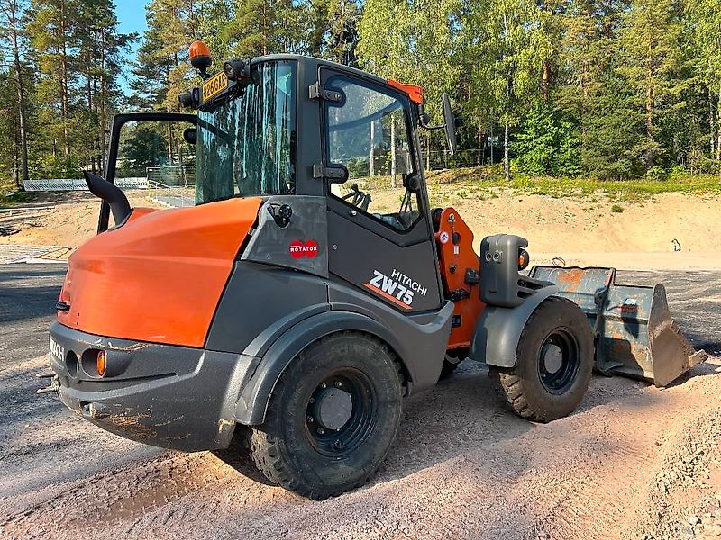 Hitachi ZW 75