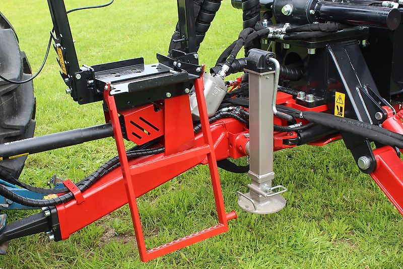 Farmi Rückewagen 12to-7,20m Kran - Astwanne Hardox