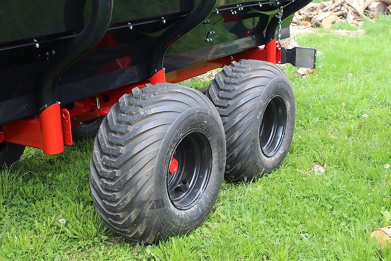 Farmi Rückewagen 12to-7,20m Kran - Astwanne Hardox