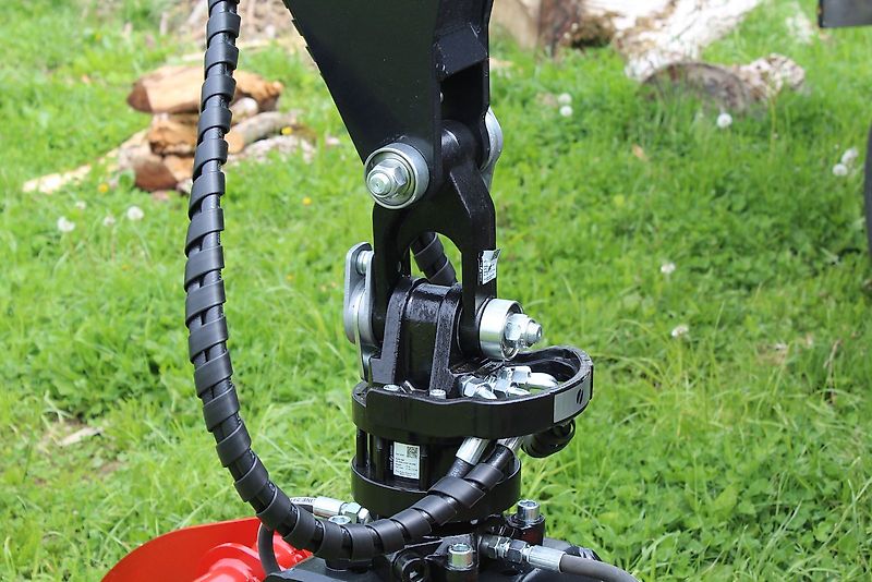 Farmi Rückewagen 12to-7,20m Kran - Astwanne Hardox