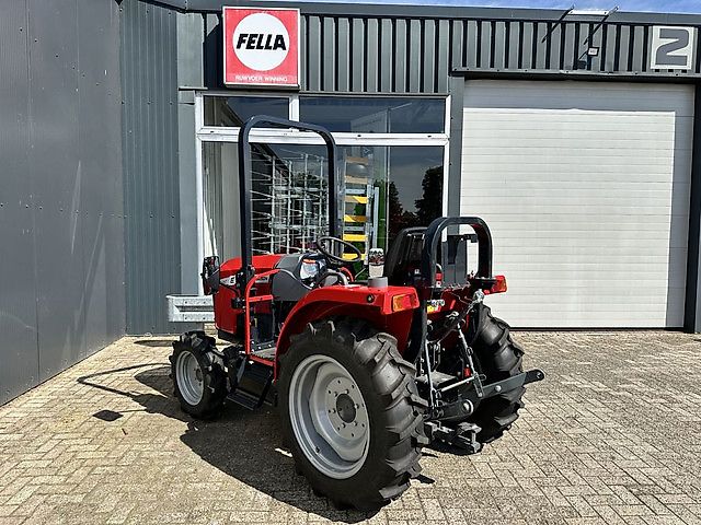 Massey Ferguson 1740 E