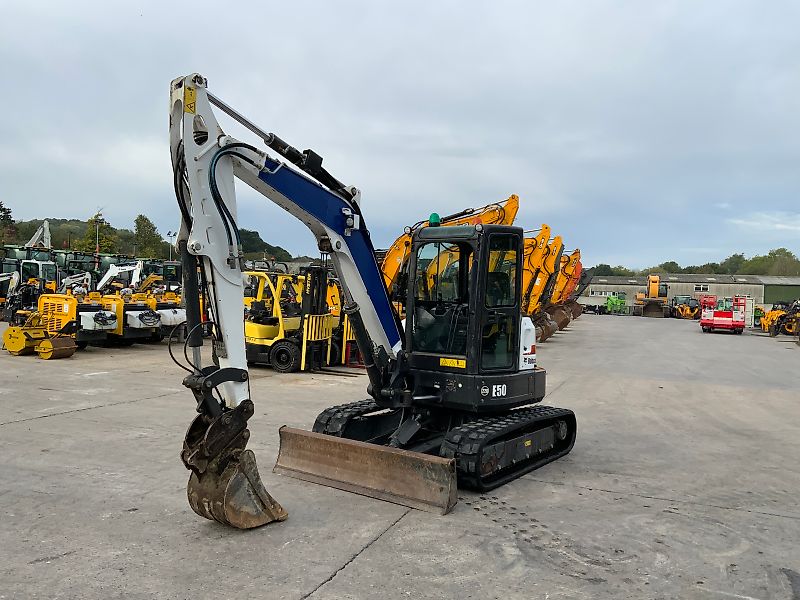Bobcat E50 Digger (ST24688)