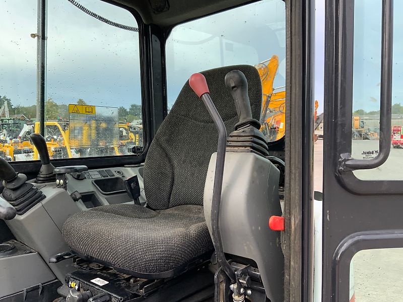 Bobcat E50 Digger (ST24688)