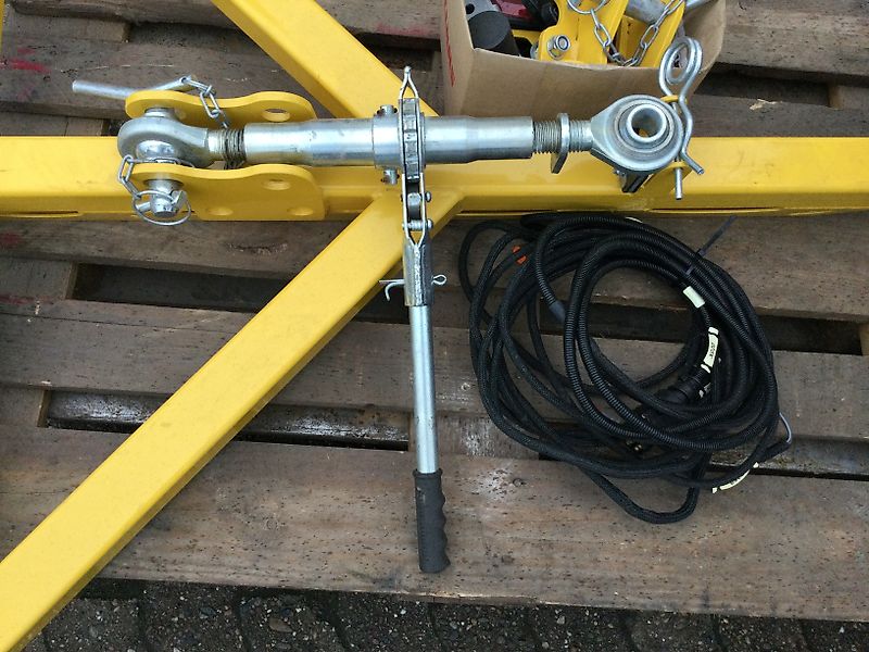 ROPA KS 475 Längsfahreinrichtung + Beleuchtung