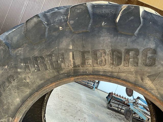 Trelleborg TM900 710/75R42