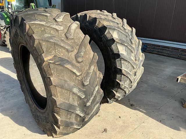 Trelleborg TM900 710/75R42