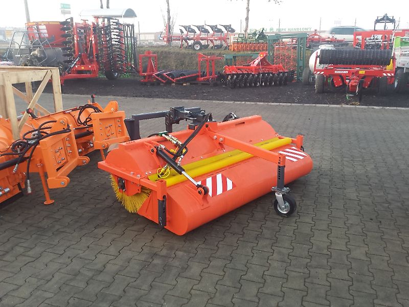 Moderntech TOP-AGRO Kehrmaschine PRO STARKSTE AUSFÜHRUNG ab 1,20 bis 2,40m