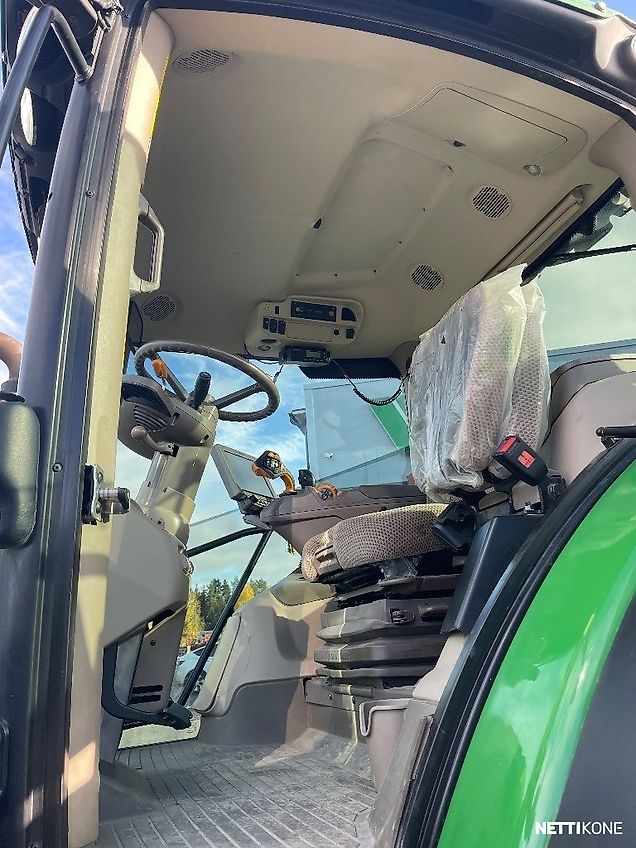 John Deere 6215 R Ultimate