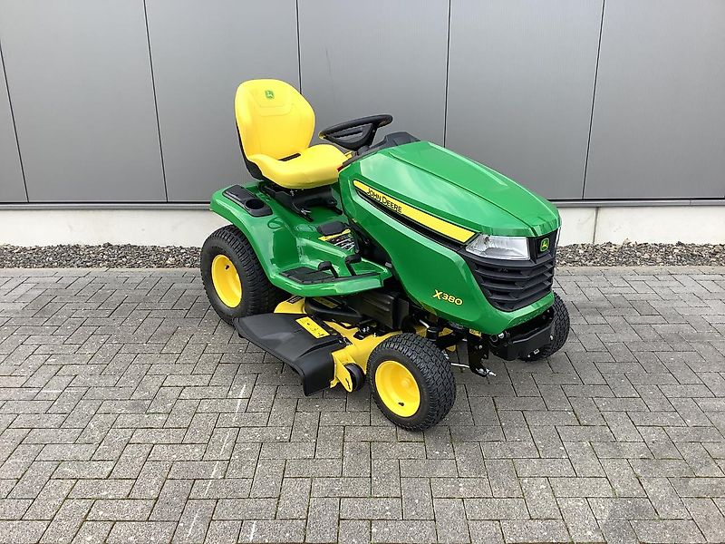 John Deere X380