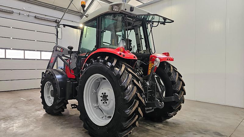 Massey Ferguson 5455 Dyna 4