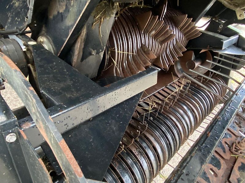 New Holland BB940A met W-rotor, direct inzetbaar