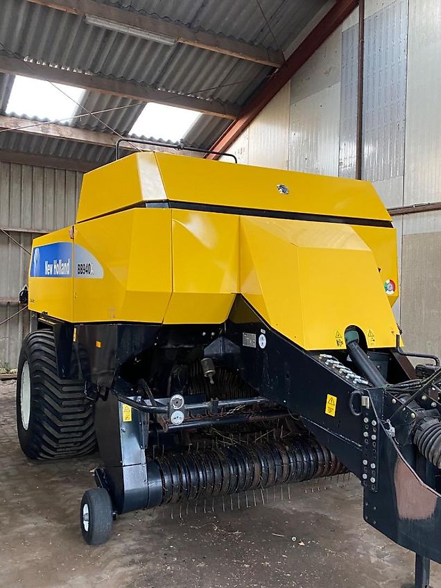New Holland BB940A met W-rotor, direct inzetbaar