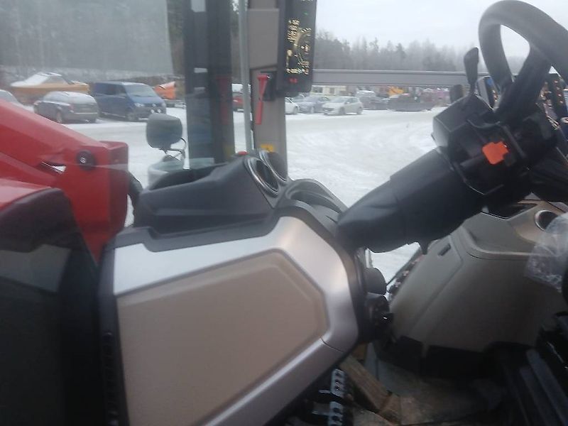 Massey Ferguson 8S305 Dyna Vt Exclusive Xtra