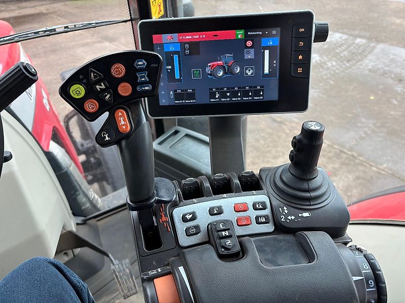 Massey Ferguson MF 8735 S Dyna VT