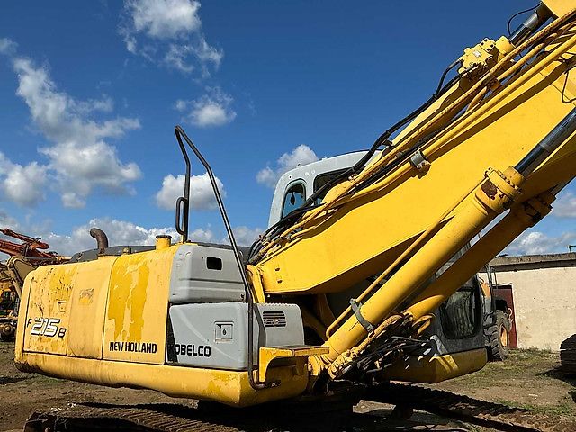 New Holland KOBELCO E 215B