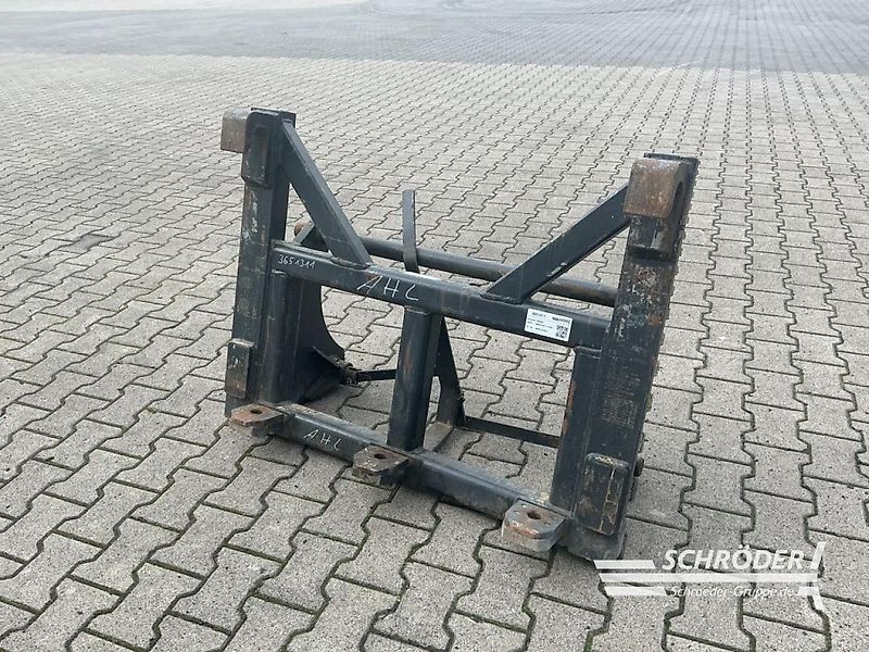 Bressel und Lade MERLO ZM 3 / CLAAS ADAPTERRAHMEN