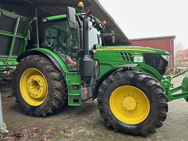 John Deere 6155R