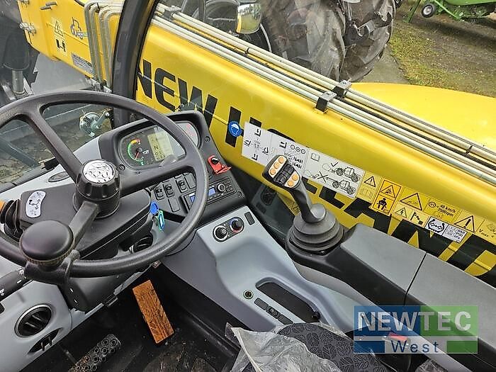 New Holland TH 7.42 ELITE
