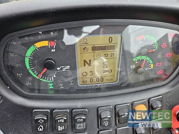 New Holland TH 7.42 ELITE