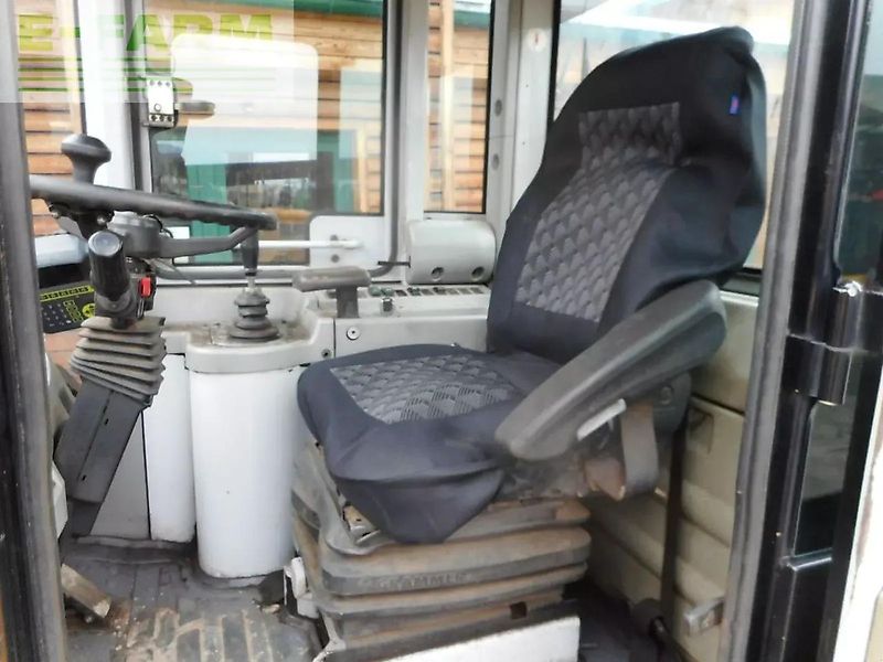 Hyundai hl740-7 mit hochkippschaufel u. volvo sw