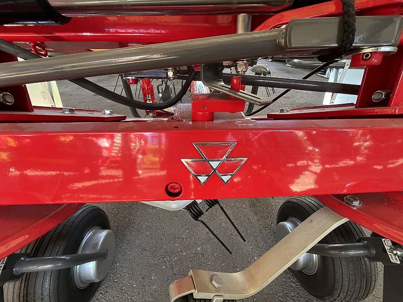 Massey Ferguson TD 676 DN