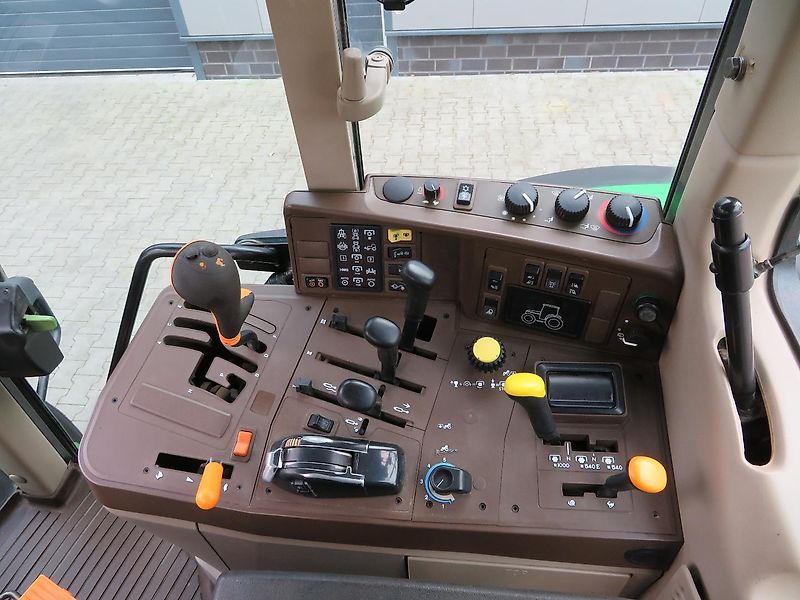 John Deere 6820 Premium, 7200 Std., Kriechganggetriebe