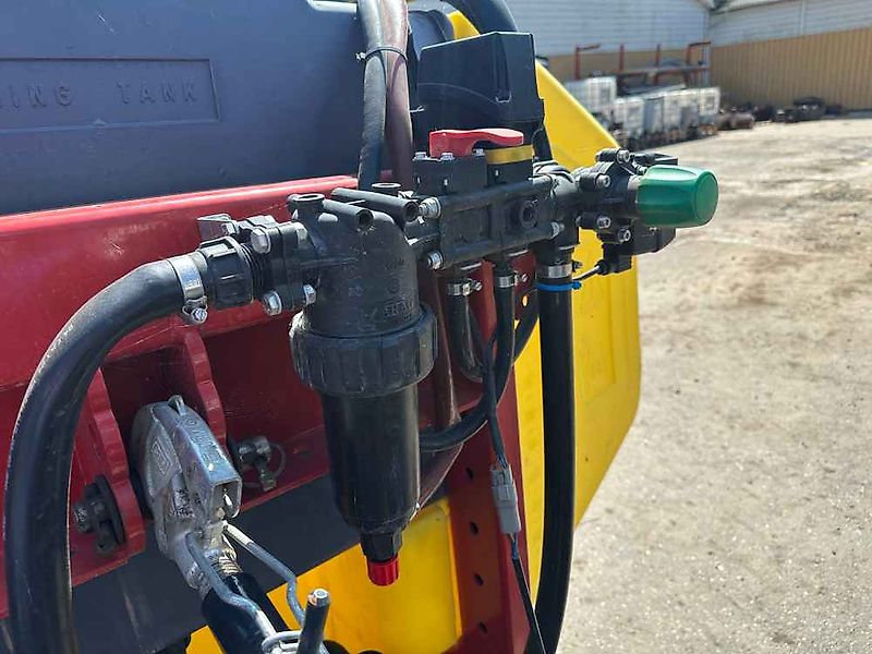 Tecnocar Tecnospra 1500 Fronttank