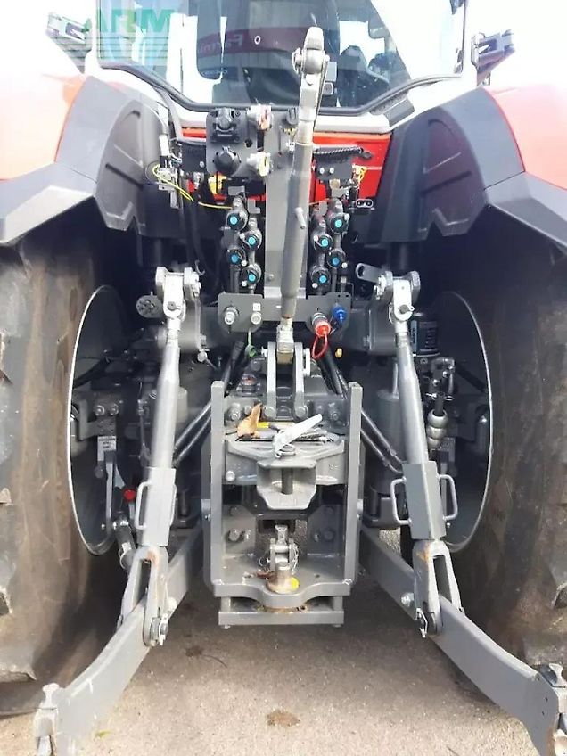 Massey Ferguson 8s 265 d 7 exclusive Exclusive