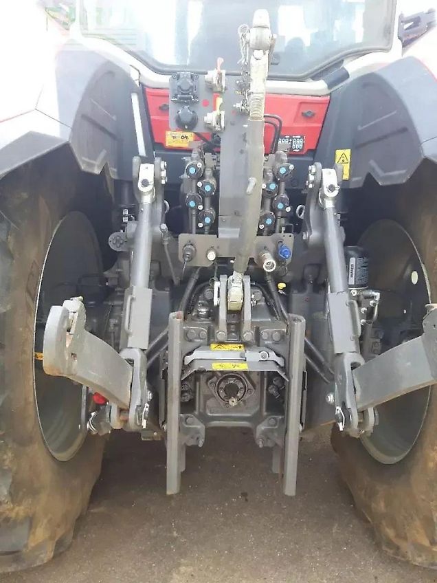 Massey Ferguson 8s 205 d 7 exclusive Exclusive