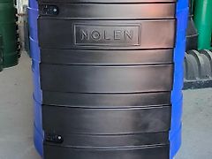 AdBlue-Behälter / AdBlue tank / Cuve à AdBlue / Serbatoio / Depósito / Бак для AdBlue / Zbiornik AdBlue 1500 l