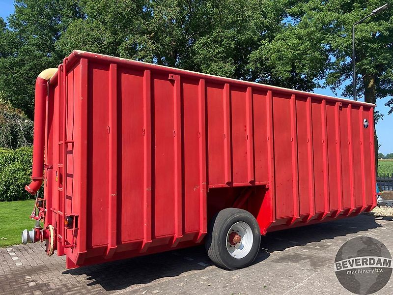 Roda 44M3 mestcontainer