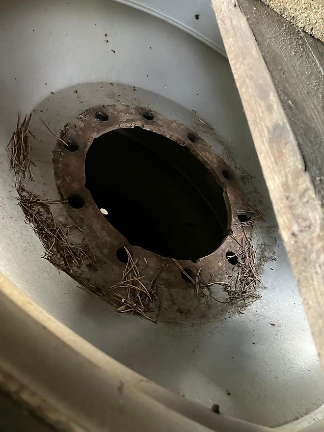 Massey Ferguson 340/95R48 + 320/95R32 Continental