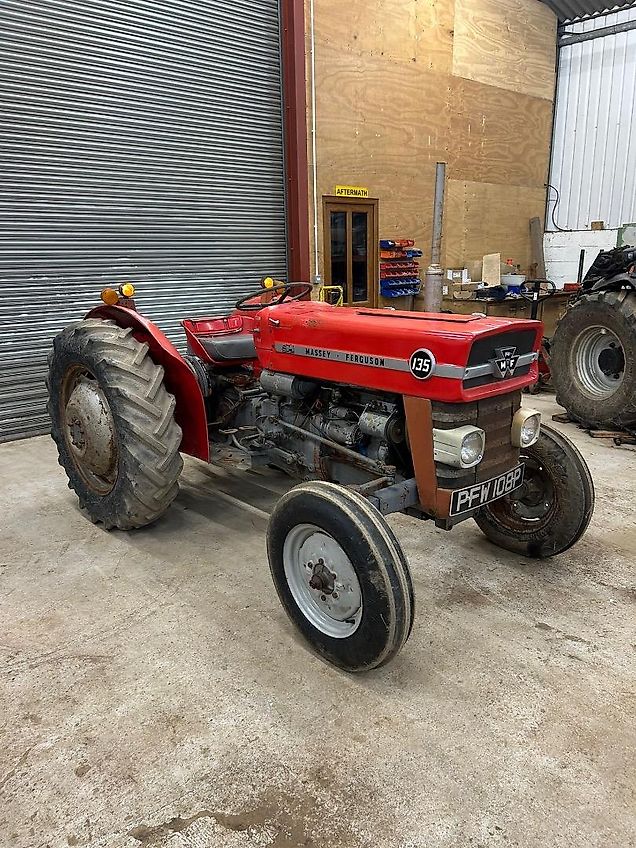 Massey Ferguson 135