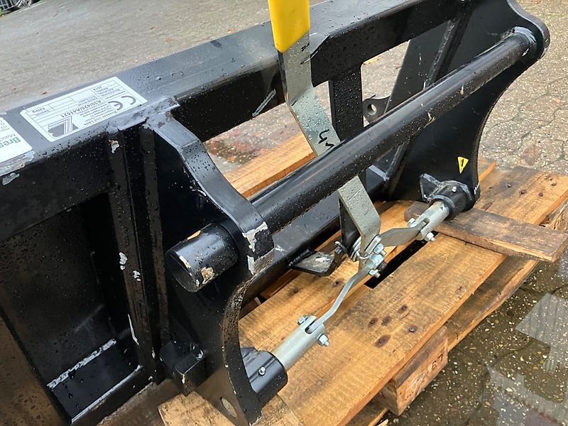 Bressel und Lade Adapterrahmen EURO auf WEIDEMANN