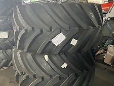 BKT 900/60 R38 IF