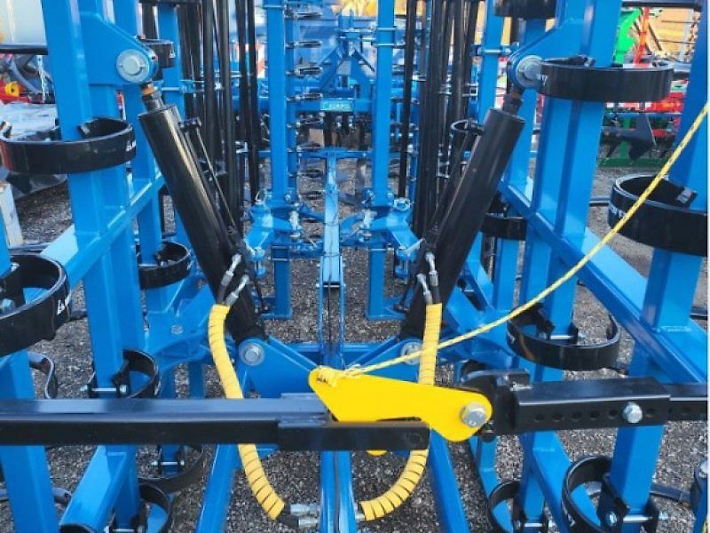 Agripol Leichtgrubber KOBALT 400 H Doppelwalze Striegel
