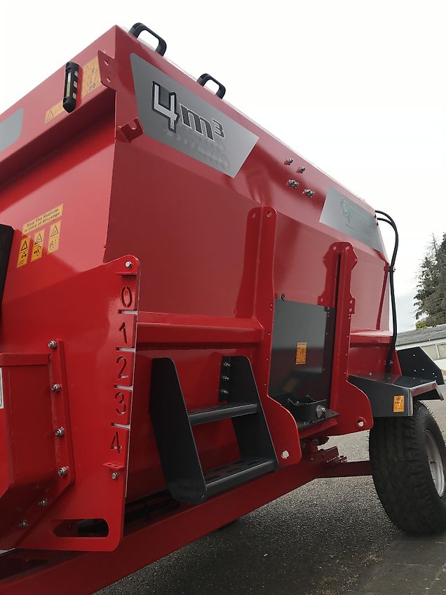 Minos Agri Futtermischwagen T-YYKM 4K