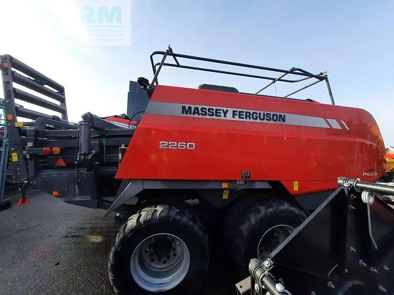 Massey Ferguson 2260 tc
