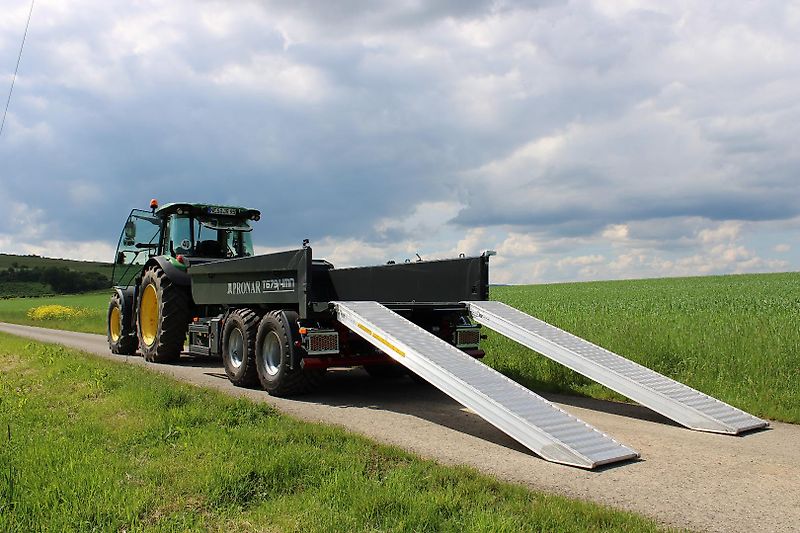 Pronar T 679/4 MN Baukipper mit Laderampen 11 to