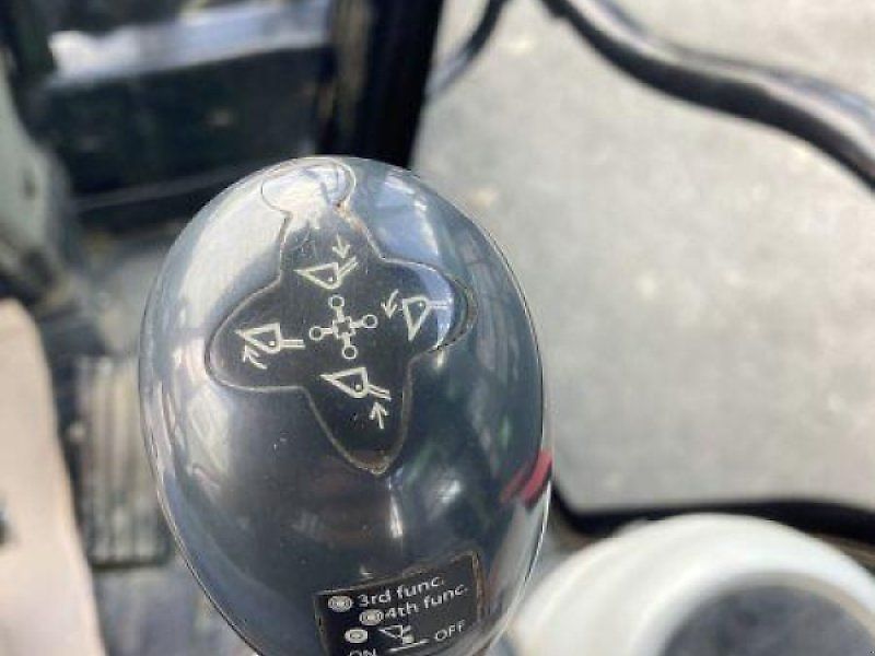 Massey Ferguson 5445 DYNA 4