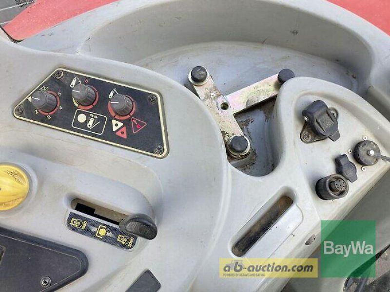 Massey Ferguson 5445 DYNA 4