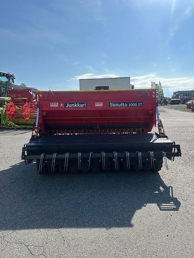 Junkkari Simulta 3000 ST
