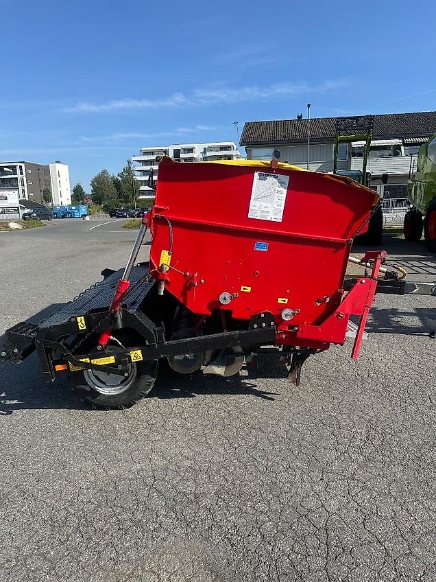 Junkkari Simulta 3000 ST